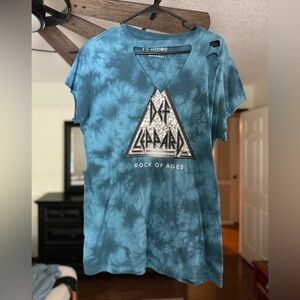 Def Leppard Distressed Tee